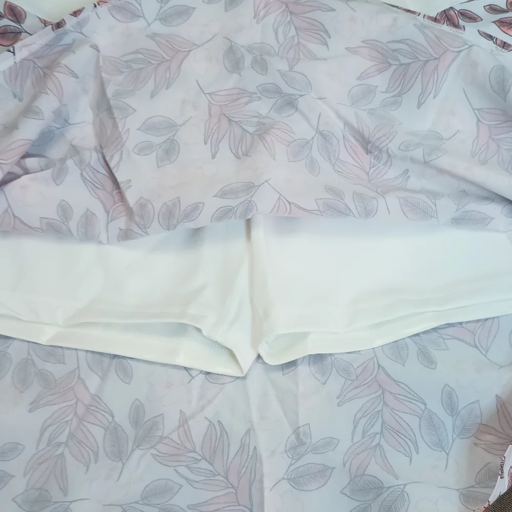 Puma White and Pink Floral Golf Skort XL/L - Picture 6 of 14